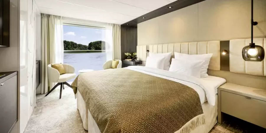 MS Amadeus Diamond Cabin B1 | Great Rail Journeys